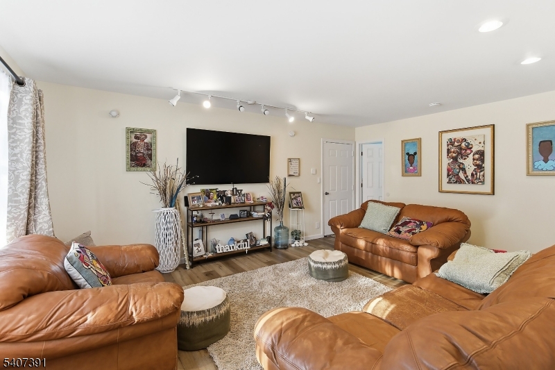 17 Talmage Ave Property Photo 4