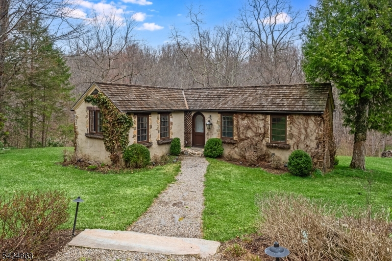 55 State Park Rd Property Photo 25