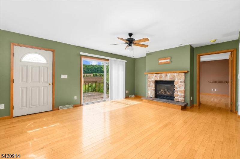 441 Pittstown Rd Property Photo 13