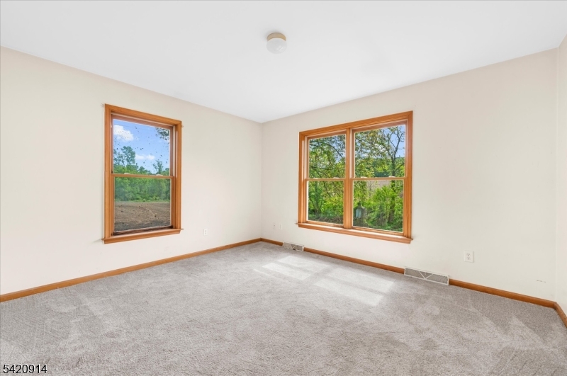 441 Pittstown Rd Property Photo 23