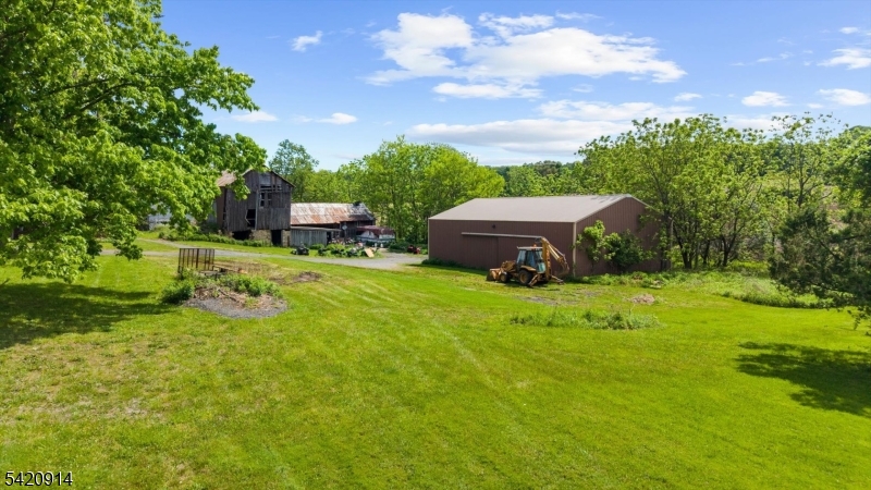 441 Pittstown Rd Property Photo 35
