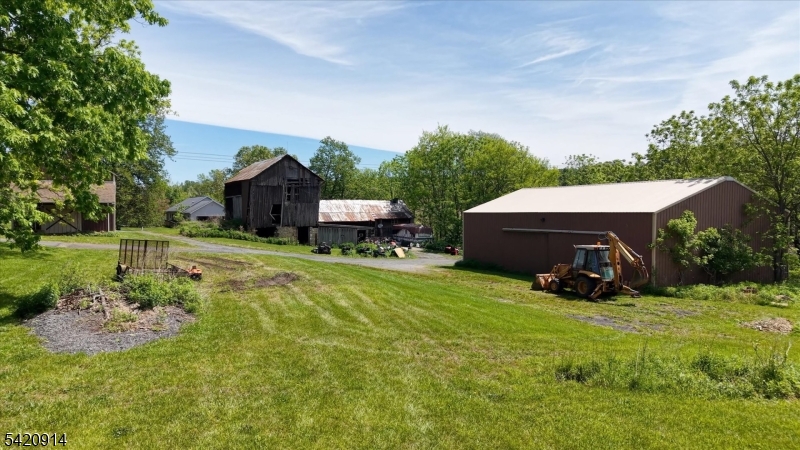 441 Pittstown Rd Property Photo 46