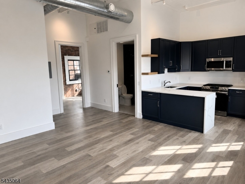 4030256 Property Photo 4