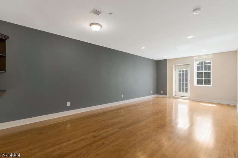 445 Van Houten Ave 109 Property Photo 8