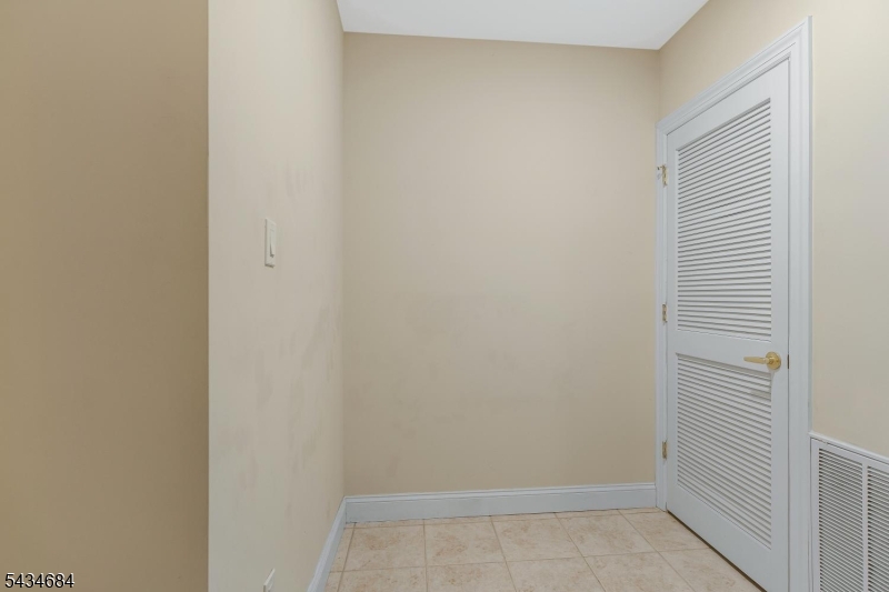 445 Van Houten Ave 109 Property Photo 16