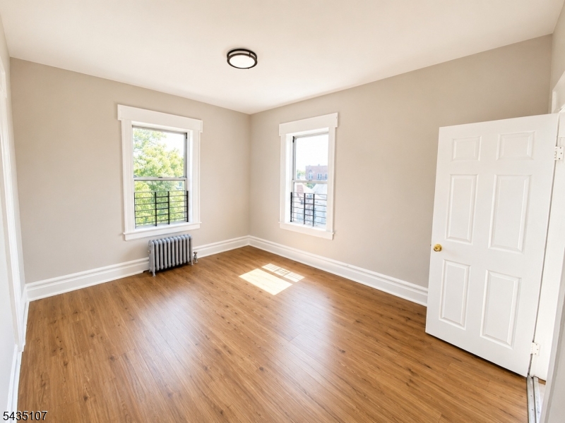 23 Harvard St 12 Property Photo 12