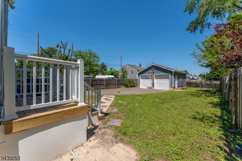 30 Rockview Ter Property Photo 24