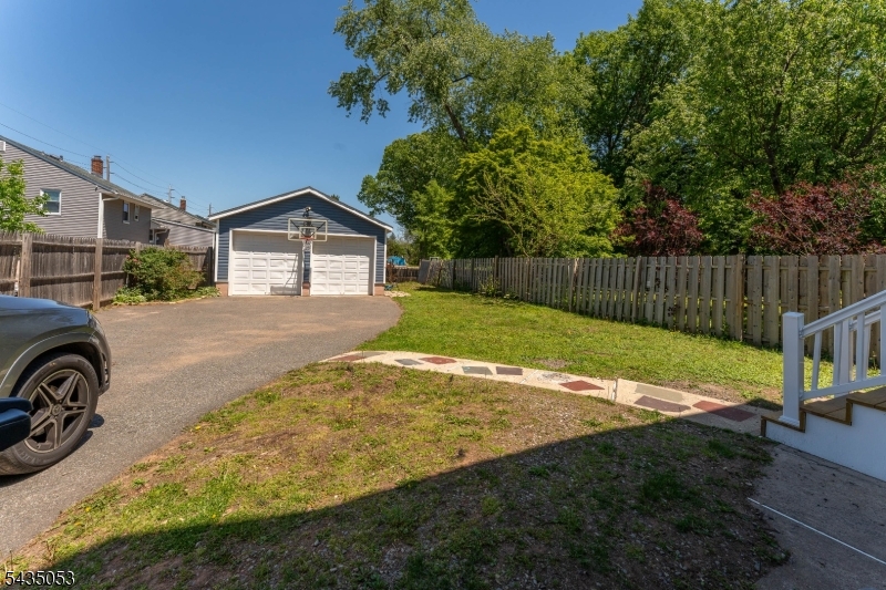 30 Rockview Ter Property Photo 26