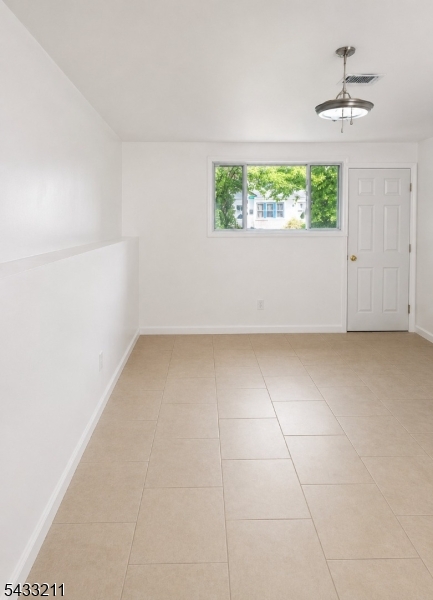 237 Smith St Property Photo 9