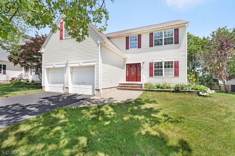 43 Wexford Way Property Photo 1