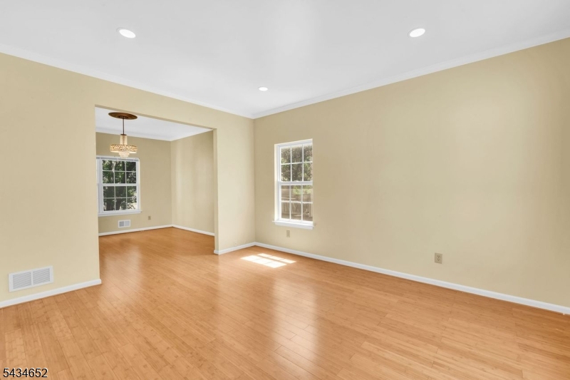 43 Wexford Way Property Photo 4
