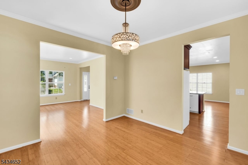 43 Wexford Way Property Photo 5