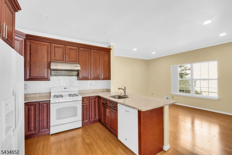 43 Wexford Way Property Photo 7