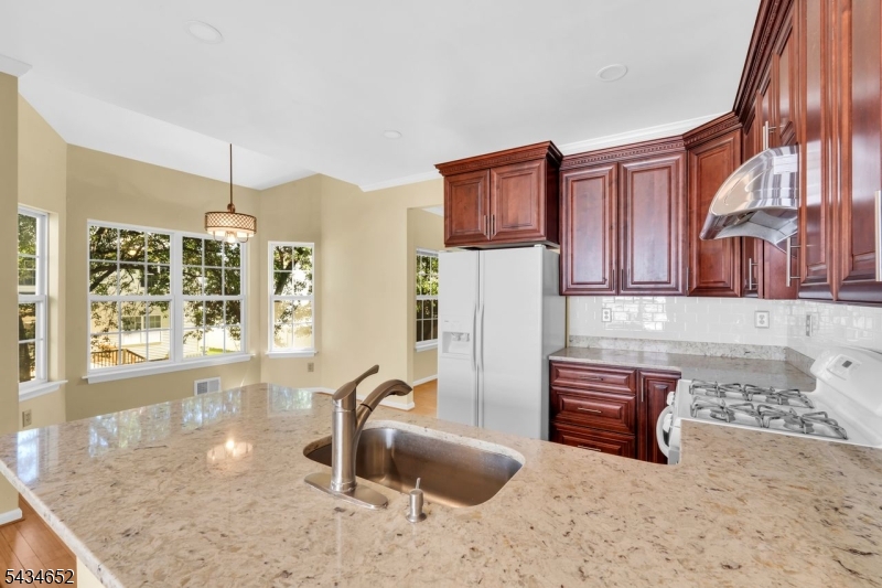43 Wexford Way Property Photo 9
