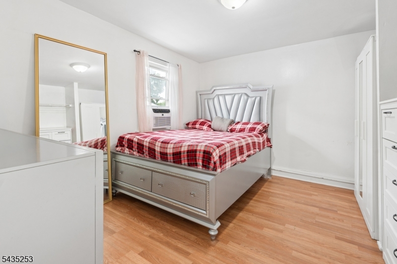 61 Union St 2 Property Photo 5