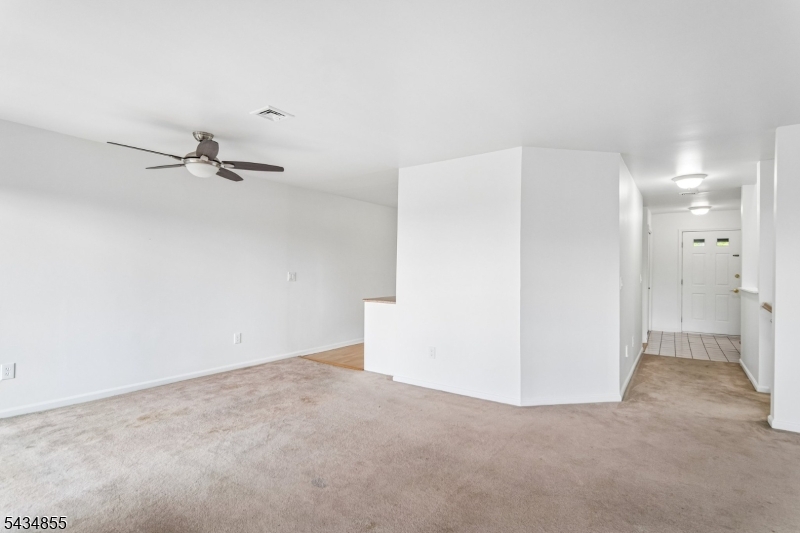304 Heights Dr Property Photo 5