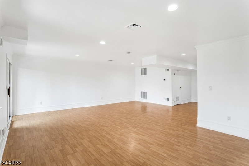 304 Heights Dr Property Photo 12