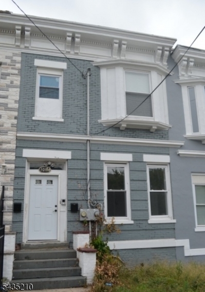 108 Peabody Pl Property Photo 1