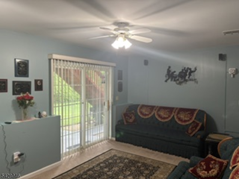 276 Edwards Rd Property Photo 8