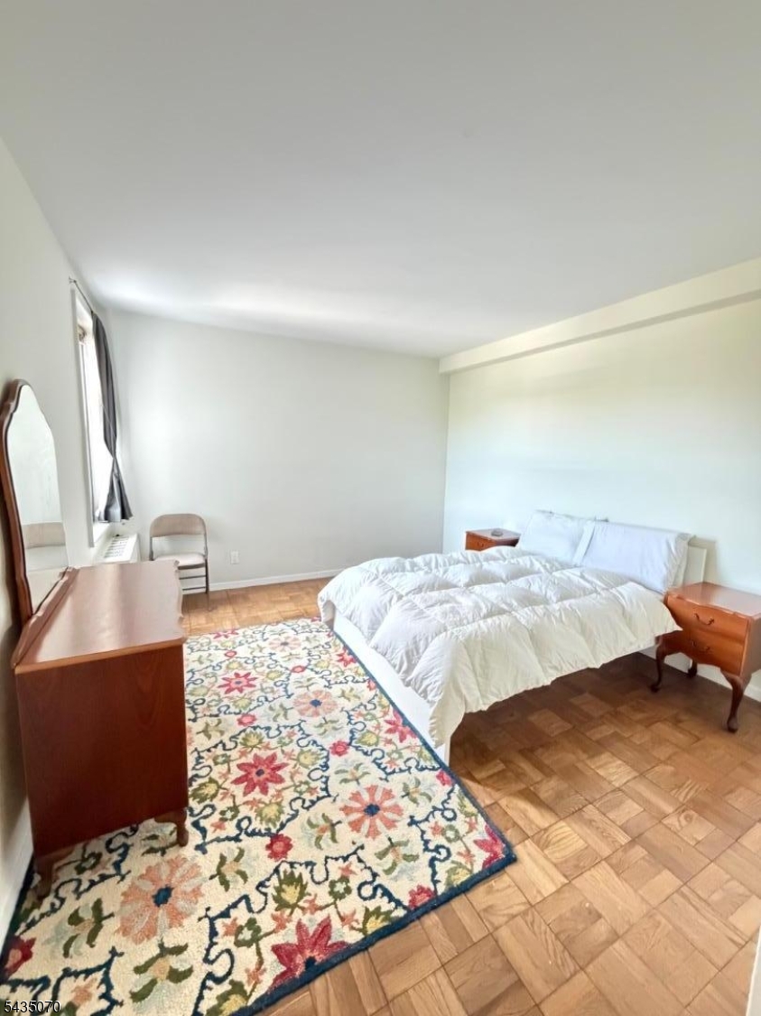 2100 Linwood Avenue 4p Property Photo 14
