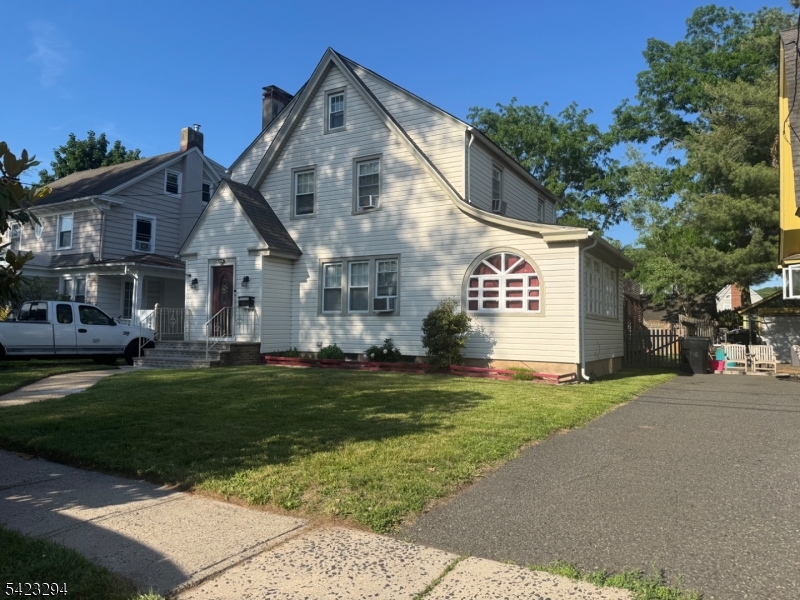 1133 Stilford Ave Property Photo 1