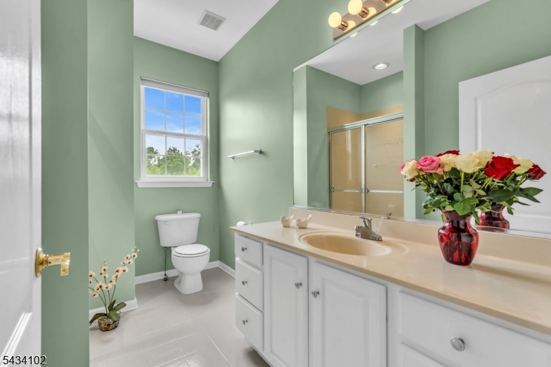 27 Music Mountain Blvd Property Photo 20