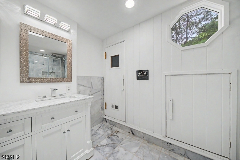 433 Louisa Ave Property Photo 25