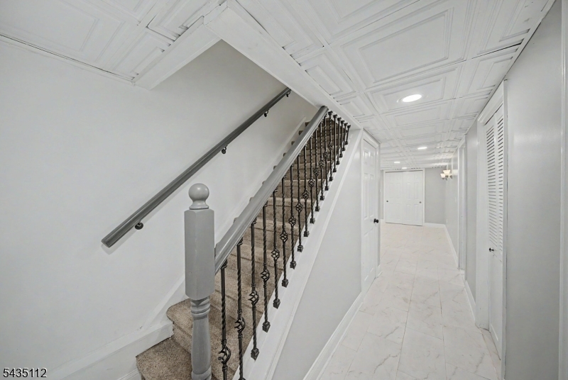 433 Louisa Ave Property Photo 29