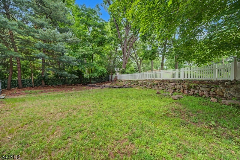 433 Louisa Ave Property Photo 42