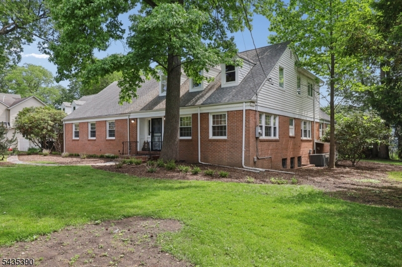 1271 Alicia Ave Property Photo 3