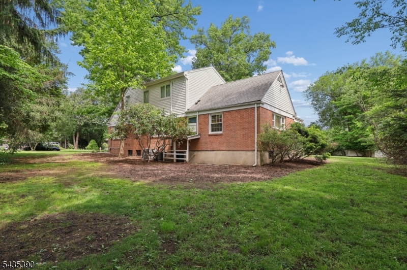 1271 Alicia Ave Property Photo 4