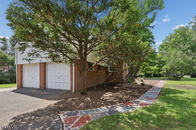 1271 Alicia Ave Property Photo 44