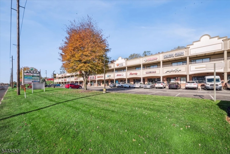 326 Route 22 W Property Photo 1