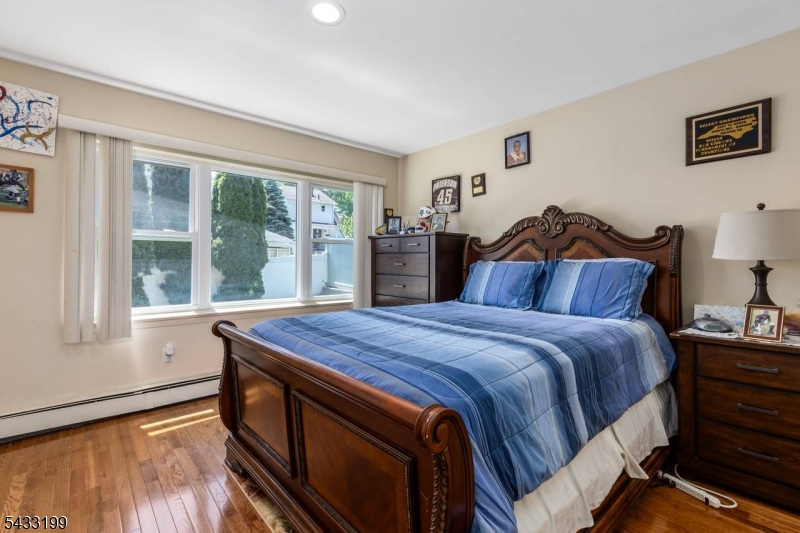 54 Bedford Ave Property Photo 15