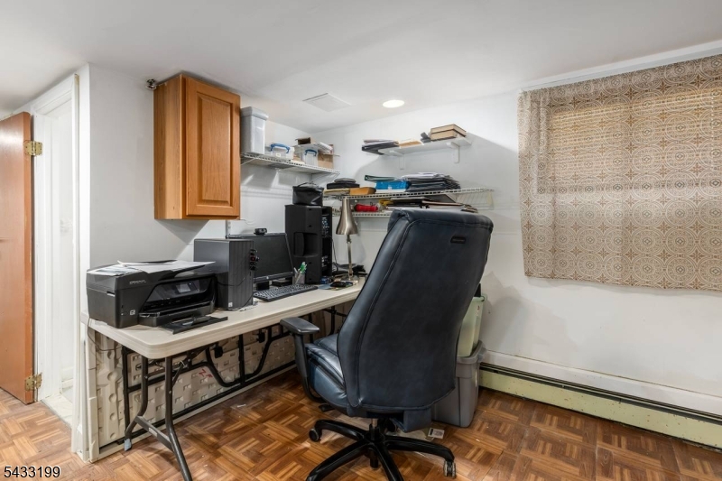 54 Bedford Ave Property Photo 21