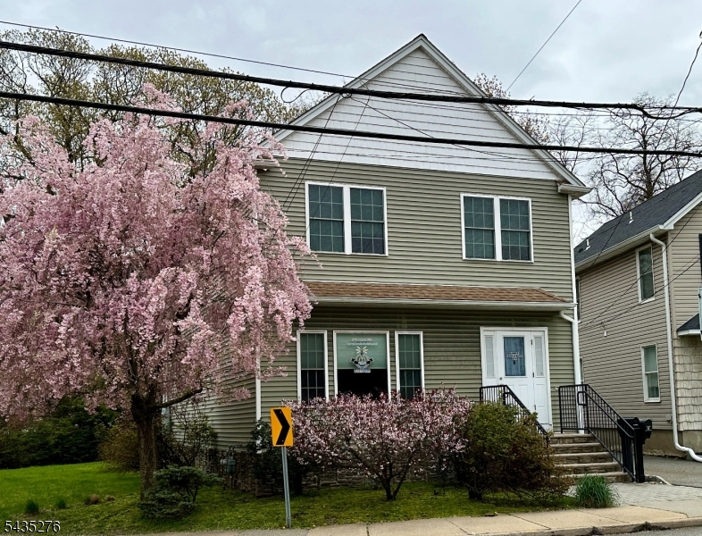 32 Boonton Ave Property Photo 1