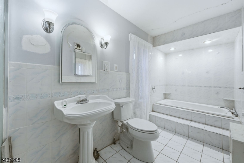 449 Union Ave Property Photo 30