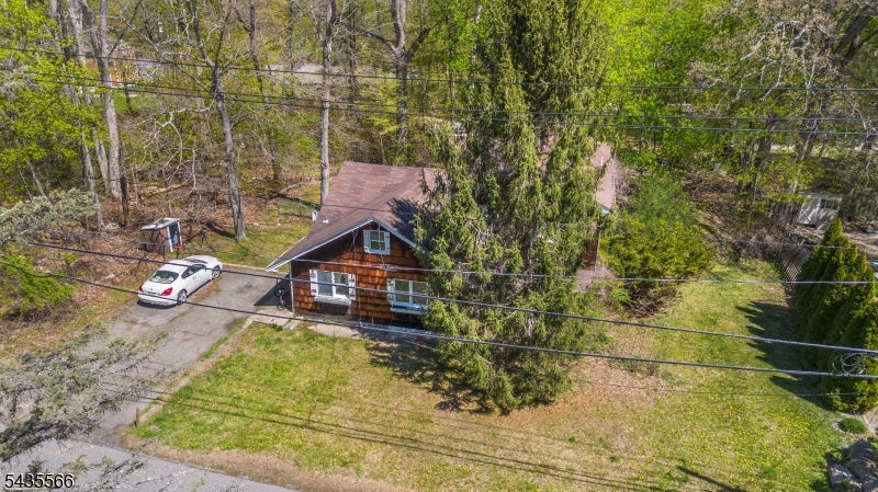 11 Greenbrook Dr Property Photo 16