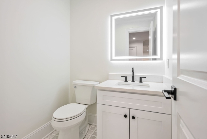 59 Tremont Ter Property Photo 8