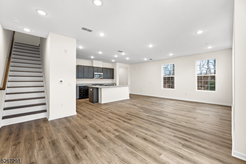 86 Depot Way Property Photo 1