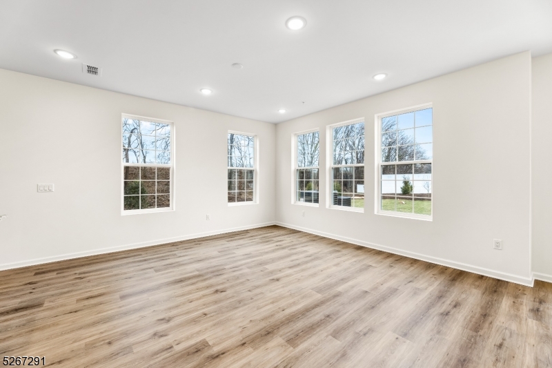 86 Depot Way Property Photo 11
