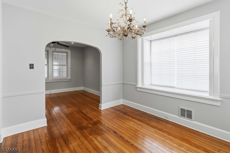 1705 48th St Property Photo 7
