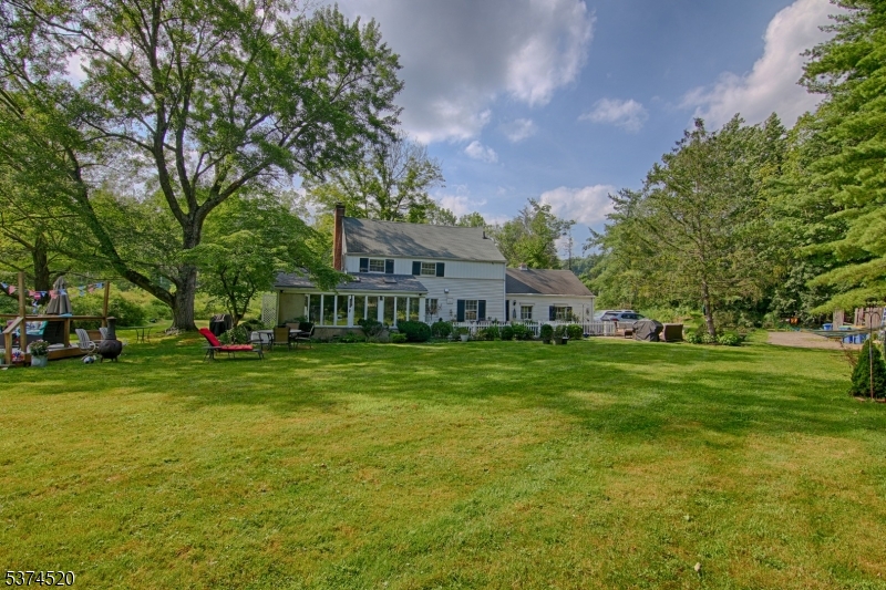 496 Mine Brook Rd Property Photo 2