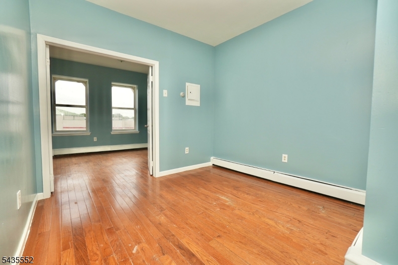 544 Springfield Ave Property Photo 7