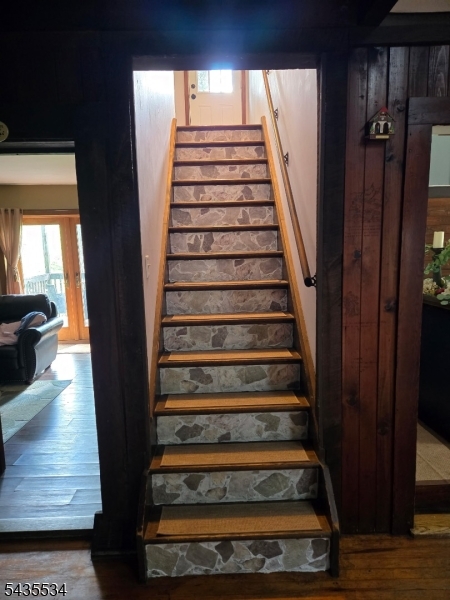 7 Woodbine Ln Property Photo 22
