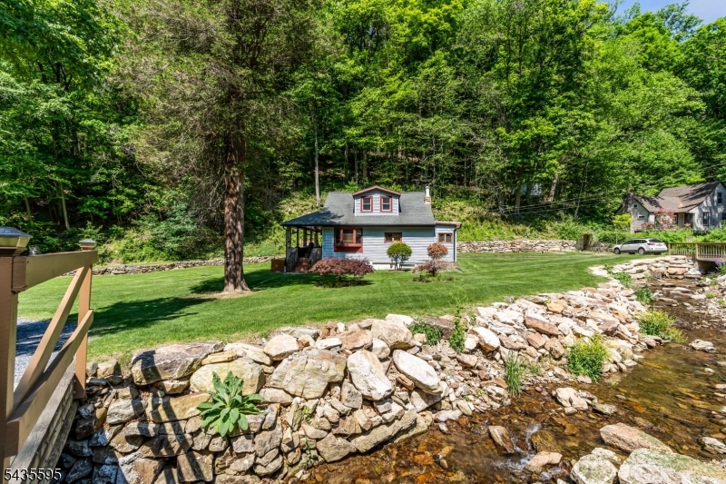 145 Millbrook Rd Property Photo 36