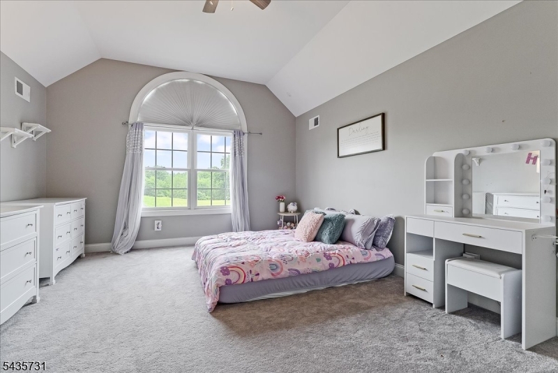 24 Saddle Ridge Rd Property Photo 25