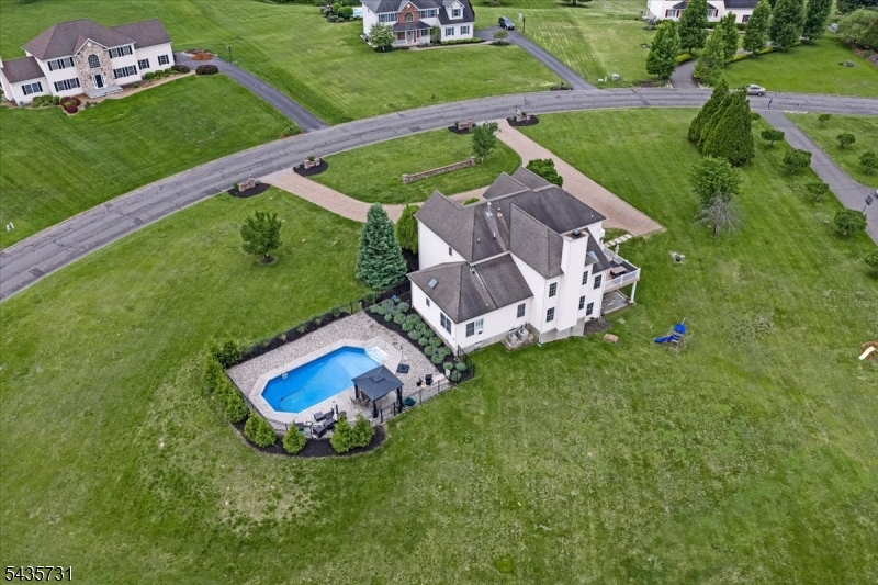 24 Saddle Ridge Rd Property Photo 46