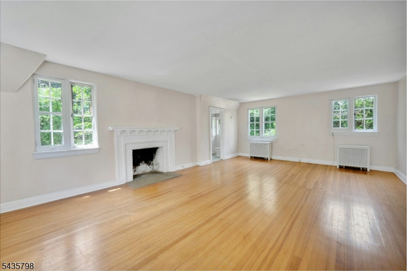 475 Berkeley Ave Property Photo 17
