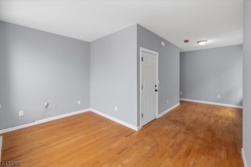 422 18th Avenue Property Photo 21